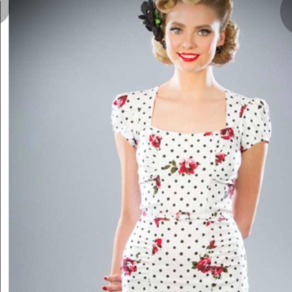 Stop Staring -White dress w/black polkadots and roses. SZ XL fits a LG or Med